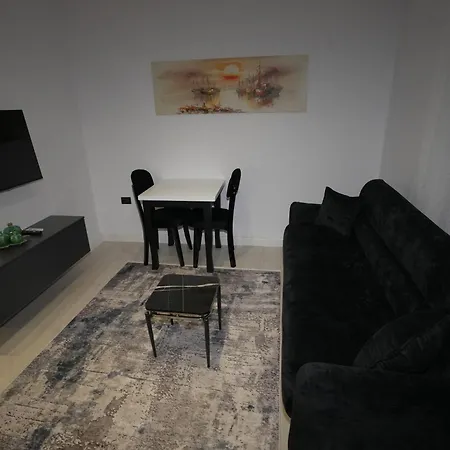 Gashi Aparthotel